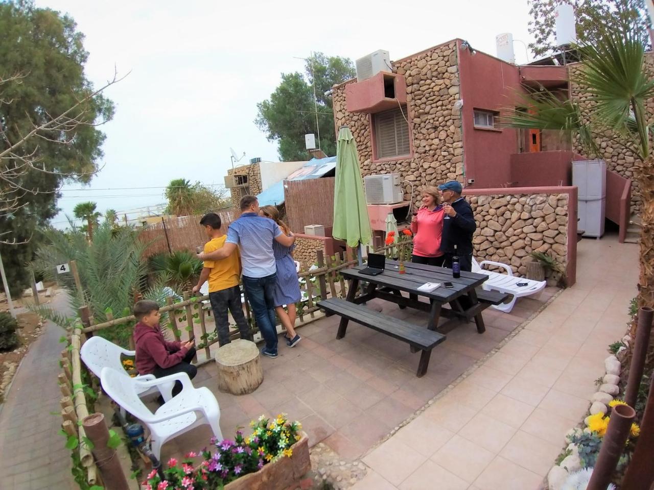 Aloni - Guest House Dead Sea เนเว โซฮาร์ ภายนอก รูปภาพ
